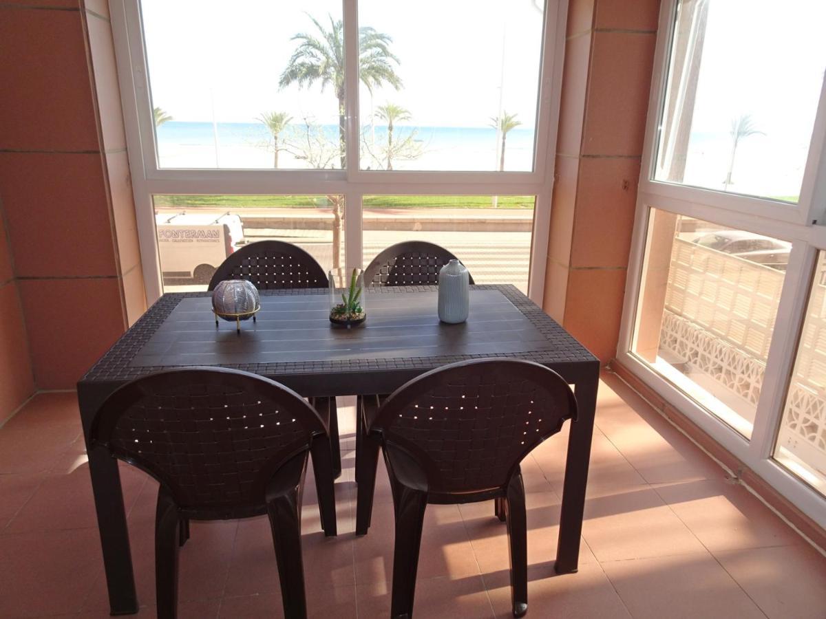 Capri Gandia Primera Linea - Alquiler Solo Familias Playa de Gandia Eksteriør billede